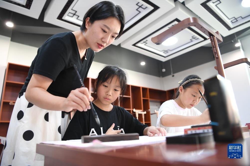 银河糖果网站是什么